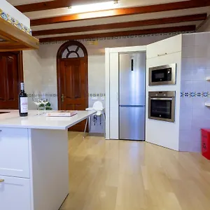 https://andalusian-villa-on-the-sea-and-the-bay-of-malaga.1costadelsol.com